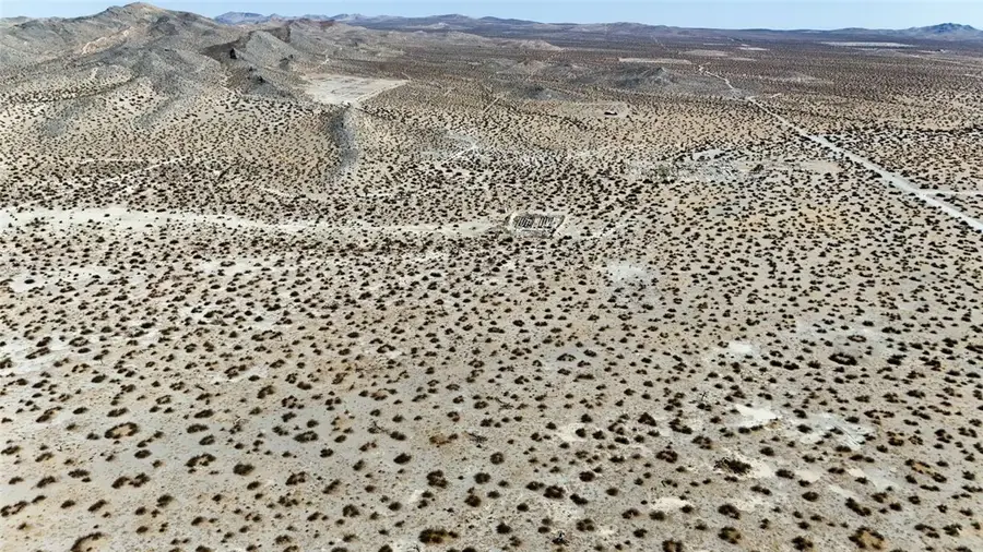 20 Lessing Avenue, Adelanto, CA 92301 - Image #3