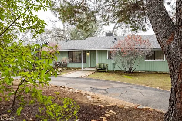 42058 Wild Stallion Court, Coarsegold, CA 93614