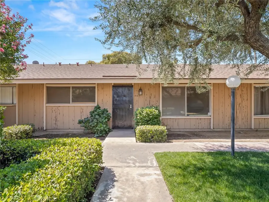 3725 N Fruit Avenue #B, Fresno, CA 93705 - #2