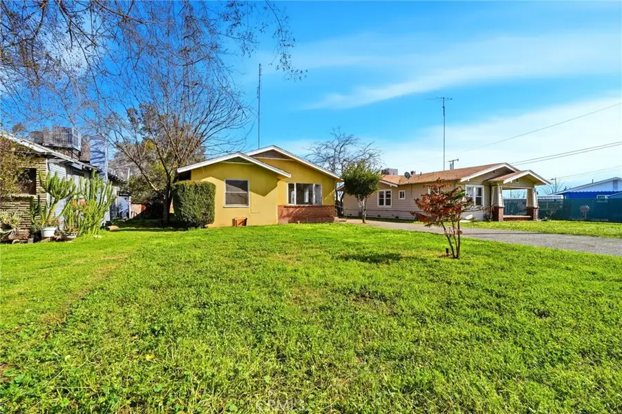 821 S 11th, Hanford, CA 93230 - #3