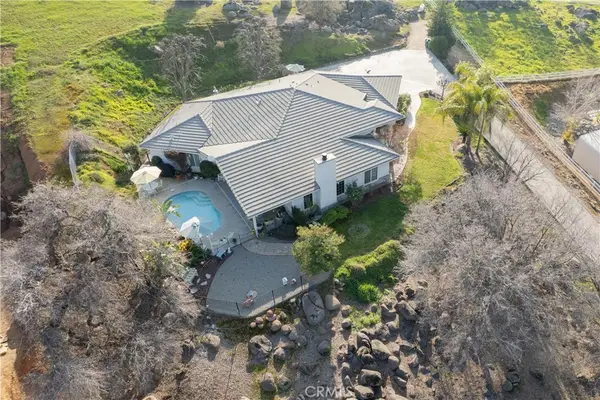 16404 Wardlaw Drive, Springville, CA 93265