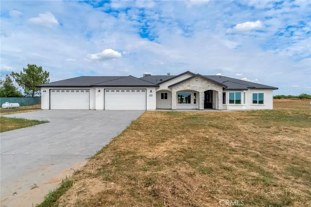 21035 Forest Glen, Madera, CA 93638 - #1