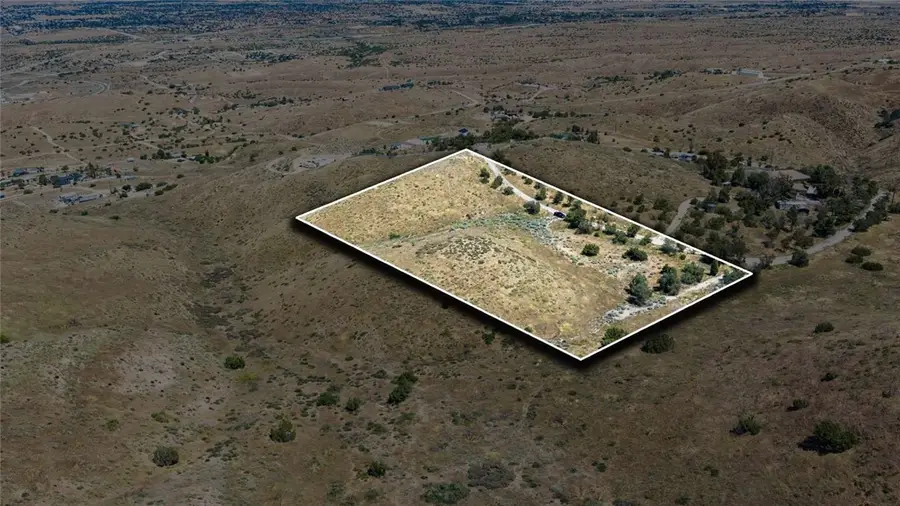 17 Carrollton Court, Palmdale, CA 93550 - #2