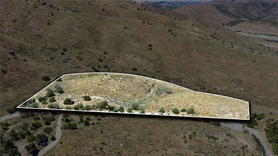 17 Carrollton Court, Palmdale, CA 93550 - #3