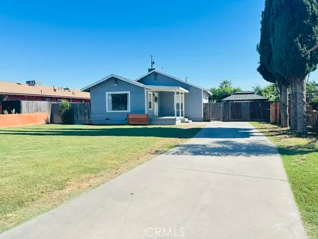 1942 E Olive, Dinuba, CA 93618 - #3