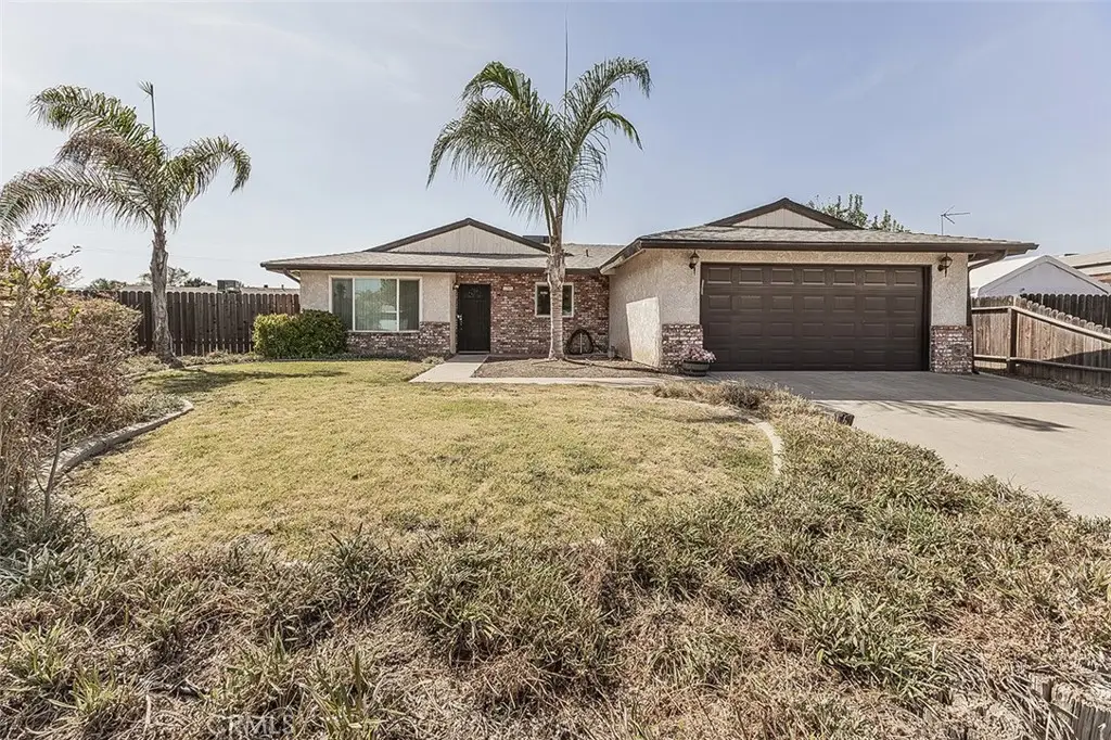 1145 Van Court, Hanford, CA 93230 - #1