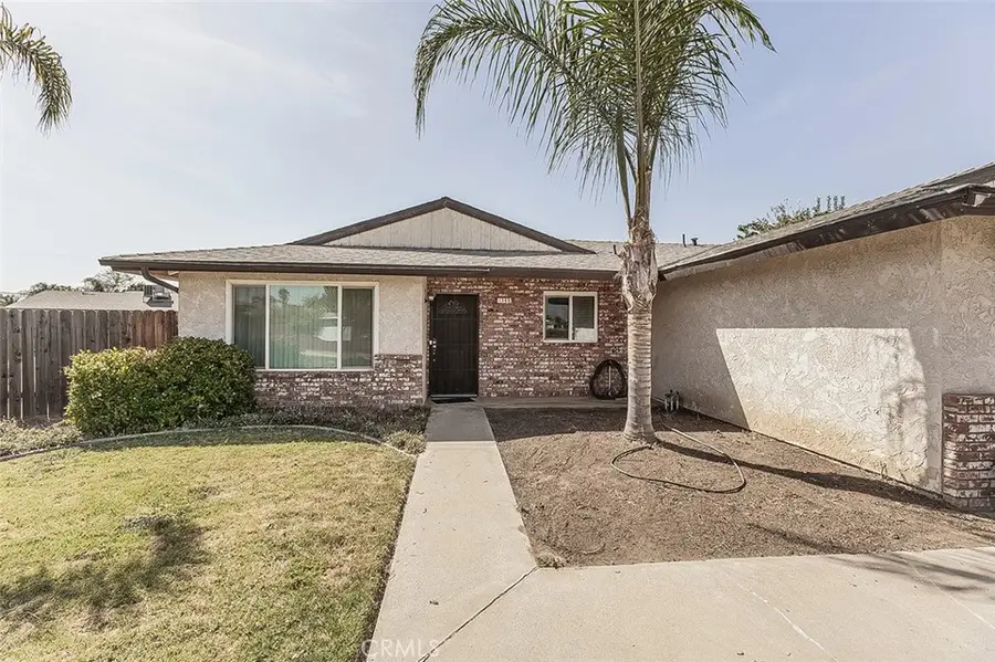 1145 Van Court, Hanford, CA 93230 - #2