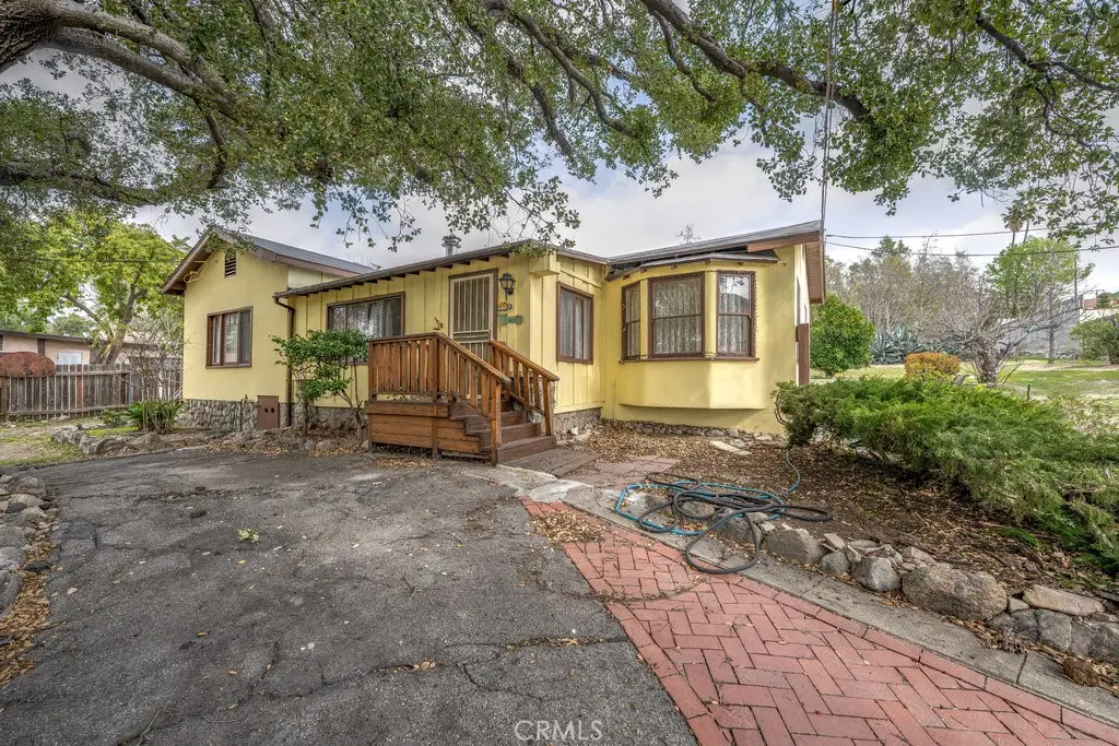 10520 Hillhaven Avenue, Tujunga, CA 91042 - Image #1