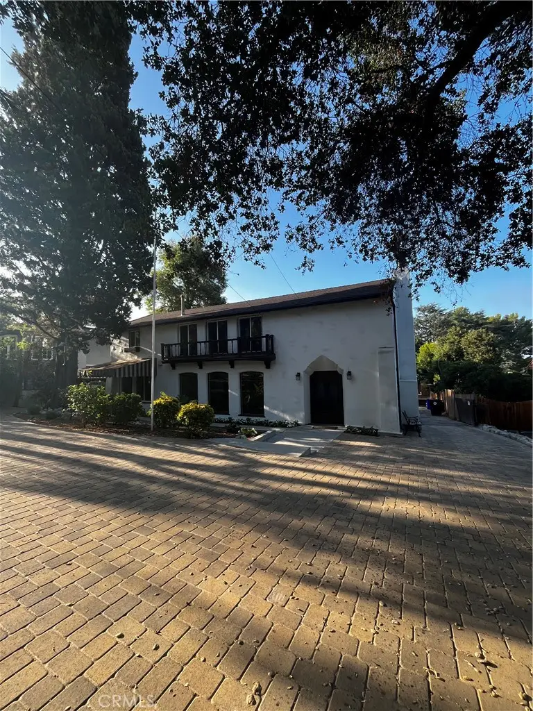 2430 Orange Avenue, La Crescenta, CA 91214 - #3
