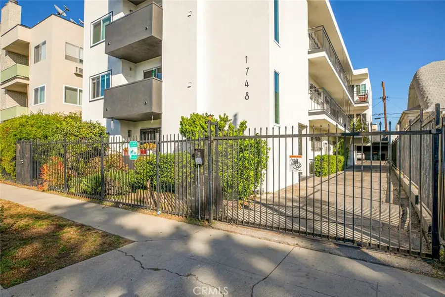 1748 N Kenmore Avenue #203, Los Angeles, CA 90027 - #2