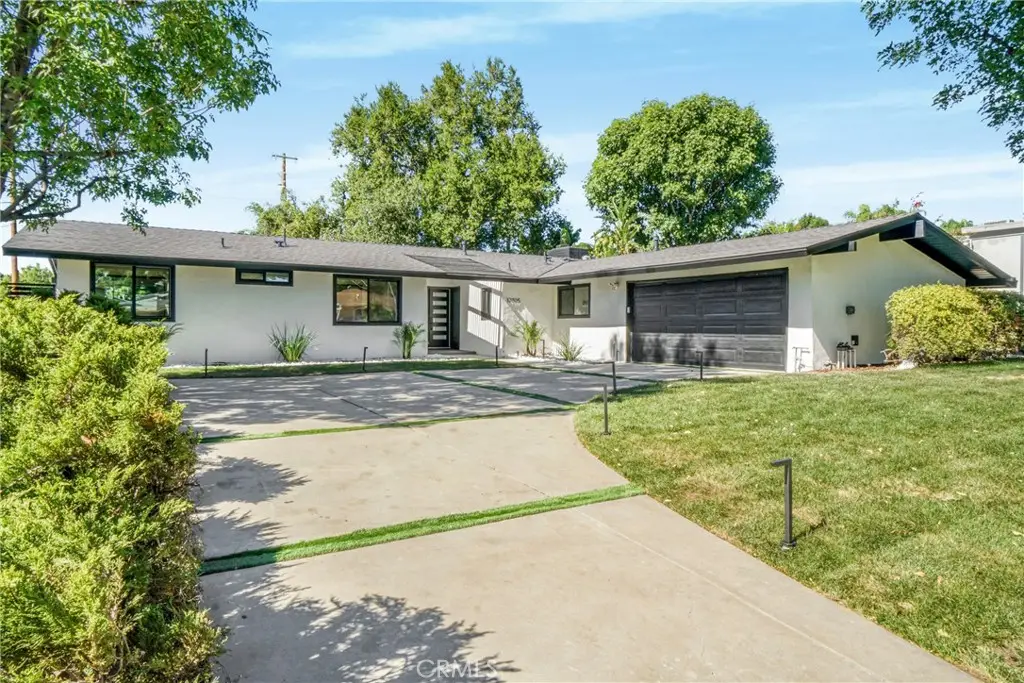 10805 Chimineas, Porter Ranch, CA 91326 - Image #1