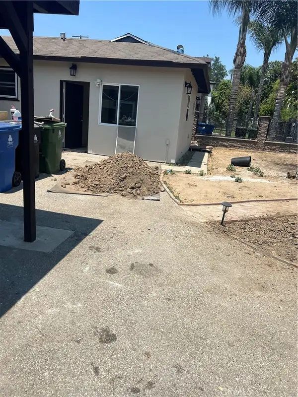 7341 Amestoy Avenue, Van Nuys, CA 91406