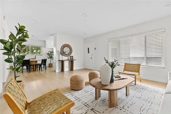 587 South St #18, Glendale, CA 91202