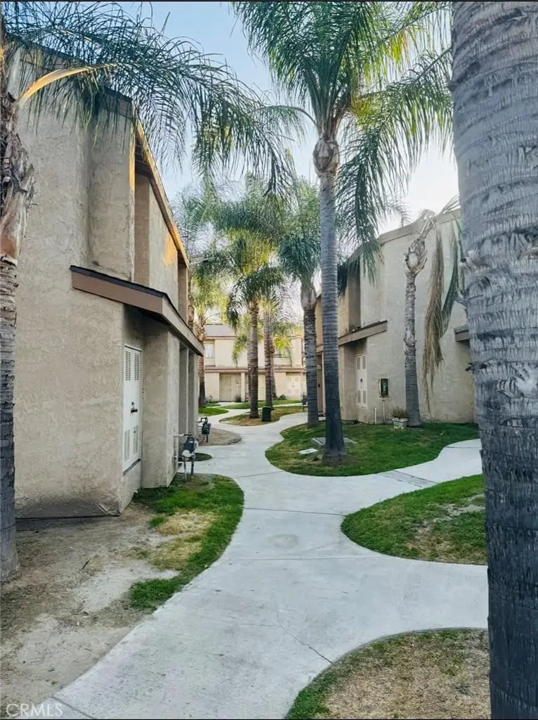 936 Fairway Drive #29, Colton, CA 92324 - Image #3