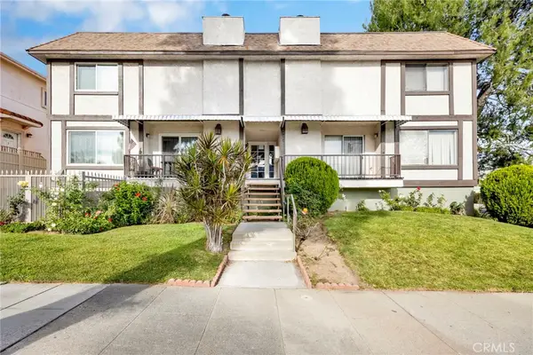 17303 Chatsworth Street #4, Granada Hills, CA 91344