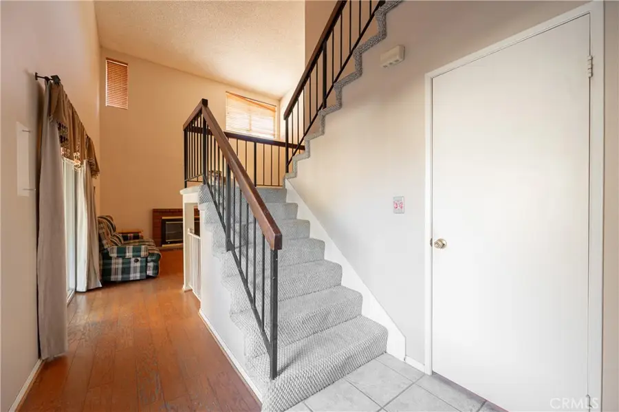 25710 Lupita, Valencia, CA 91355 - #2