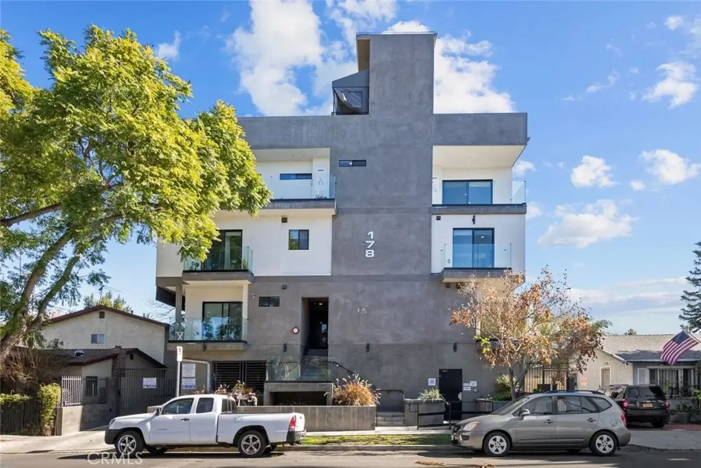 178 Alexandria Avenue, Los Angeles, CA 90004 - Image #1