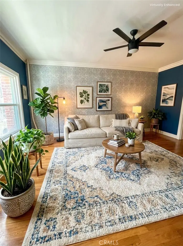 2121 James M Wood Boulevard #205, Los Angeles, CA 90006 - Image #2