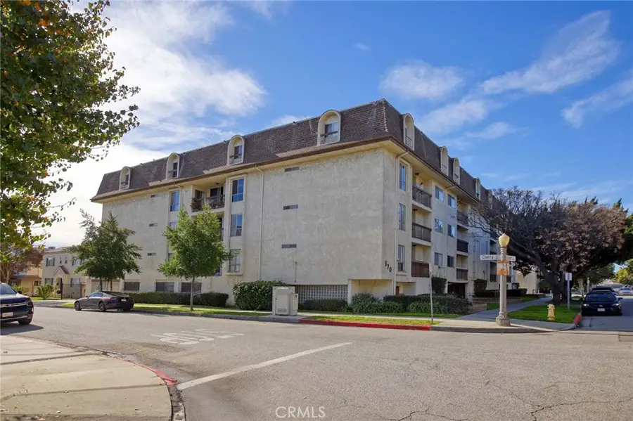 570 W Stocker, Glendale, CA 91202 - #2