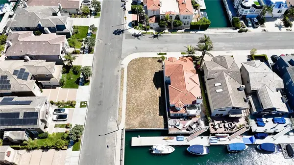 2001 Peninsula Drive, Oxnard, CA 93035