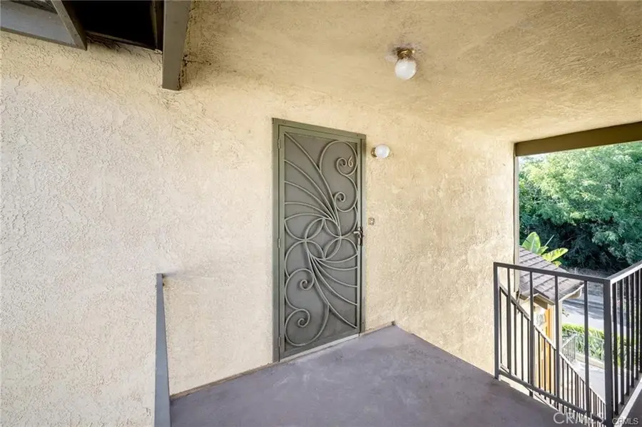 3022 Valle Vista #6, Los Angeles, CA 90065 - #2