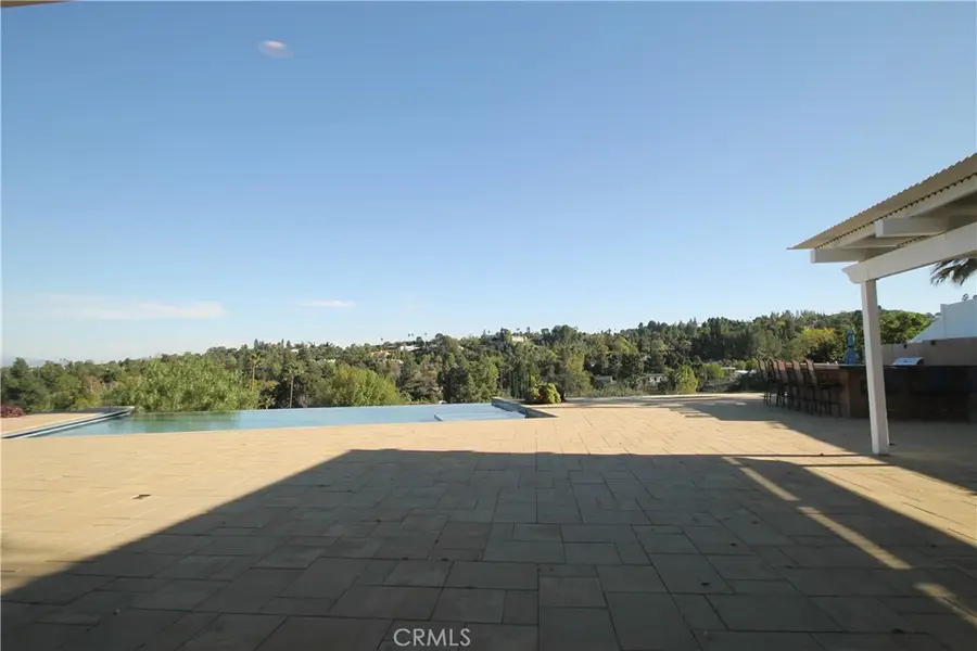 20216 Delita Drive, Woodland Hills, CA 91364 - Image #2