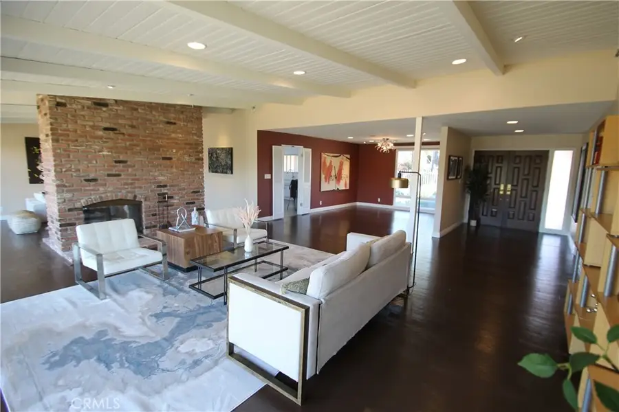 20216 Delita Drive, Woodland Hills, CA 91364 - Image #3