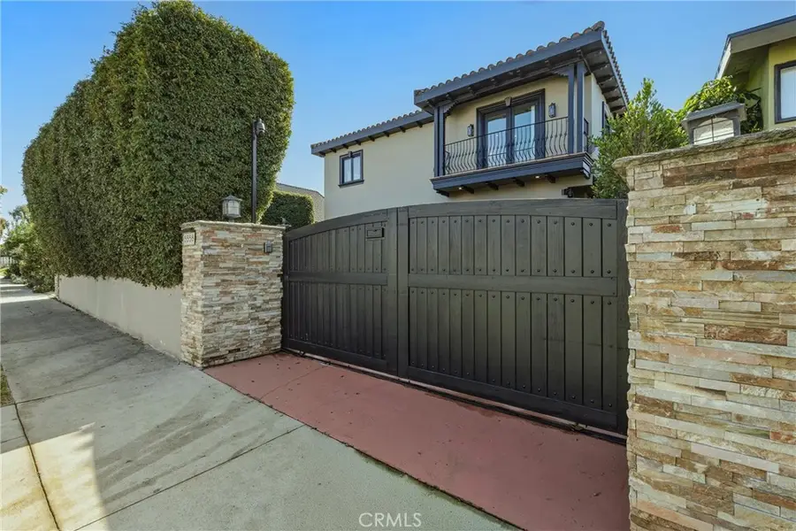 5558 Edgewood Place, Los Angeles, CA 90019 - Image #2