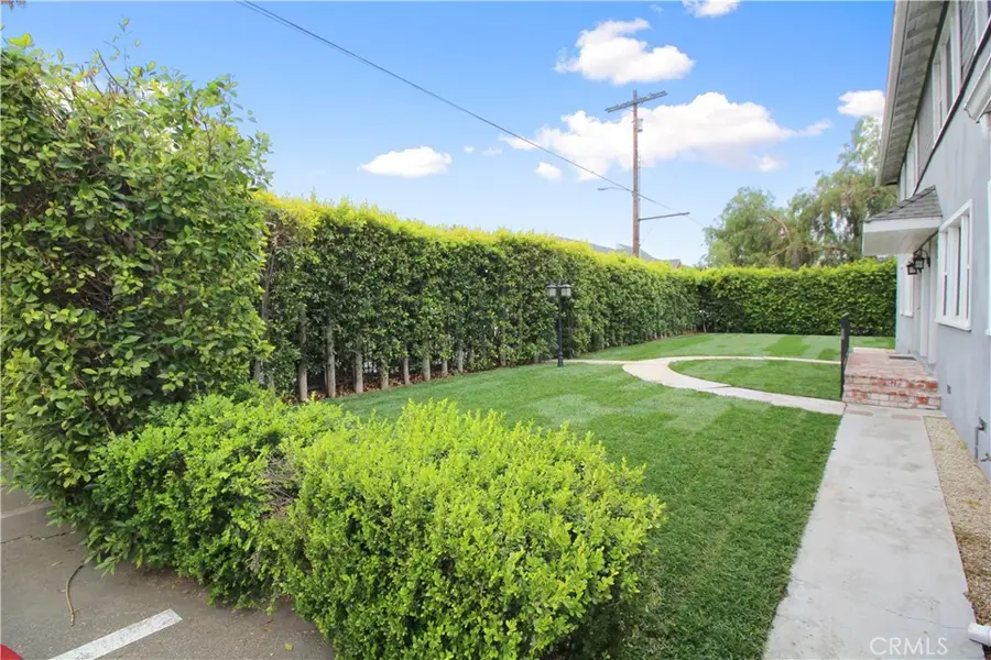 13573 Moorpark Street, Sherman Oaks, CA 91423 - #2