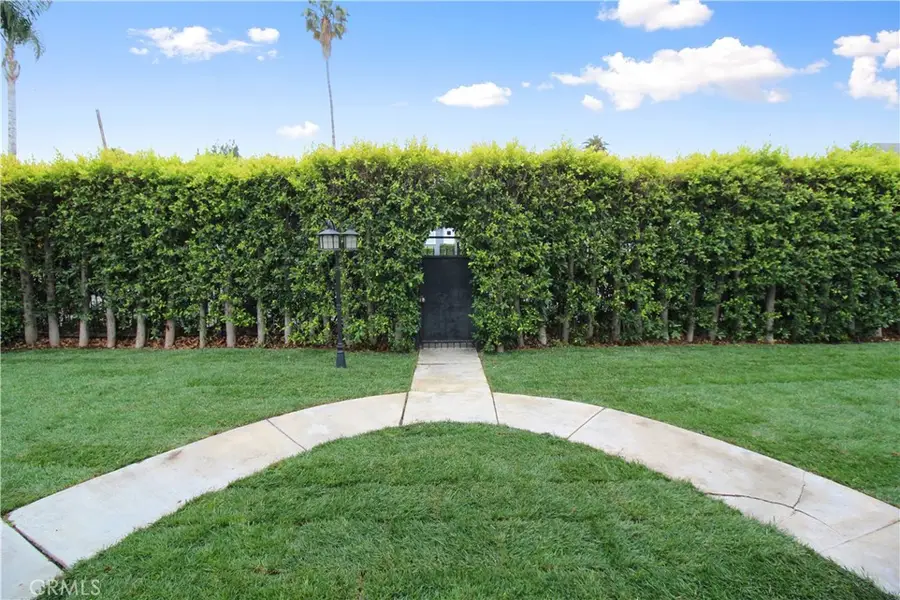 13573 Moorpark Street, Sherman Oaks, CA 91423 - #3