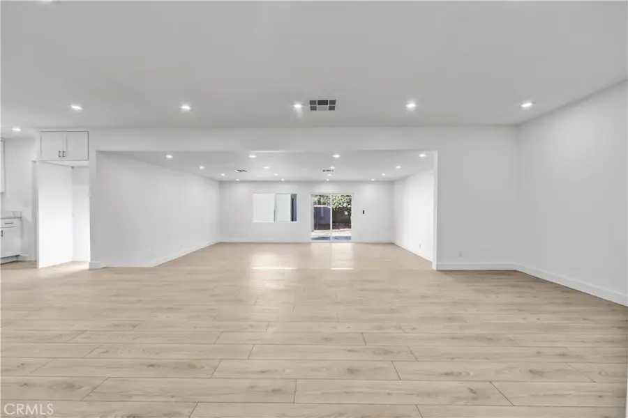 14857 Tuba, San Fernando, CA 91345 - #3