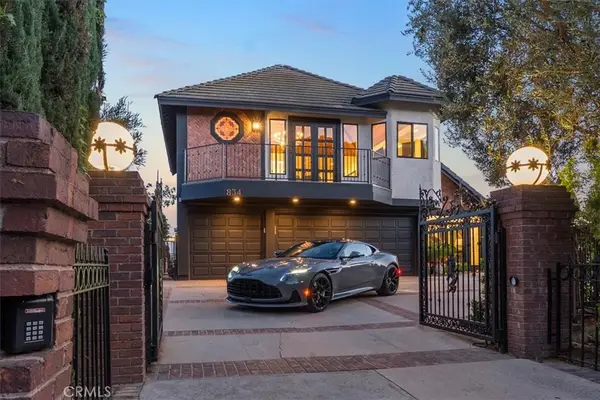 834 Moorside Drive, Glendale, CA 91207