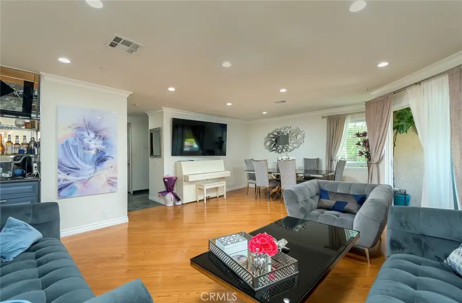 1421 5th Street #1, Glendale, CA 91201 - #2