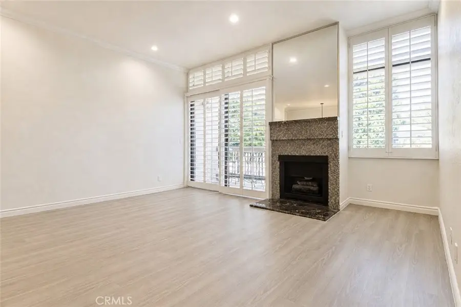 10470 Riverside #102, Toluca Lake, CA 91602 - #3