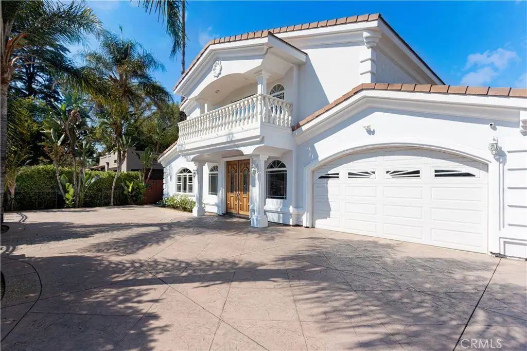 5449 Woodman Avenue, Sherman Oaks, CA 91401 - #1