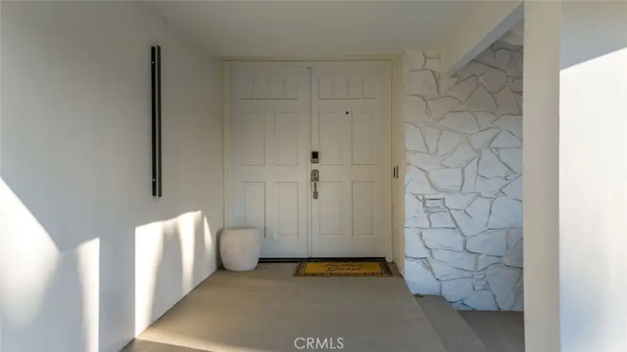 7544 Owens Street, Tujunga, CA 91042 - #2