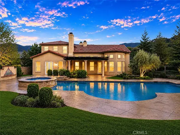 27101 Buckskin Lane, Canyon Country, CA 91387
