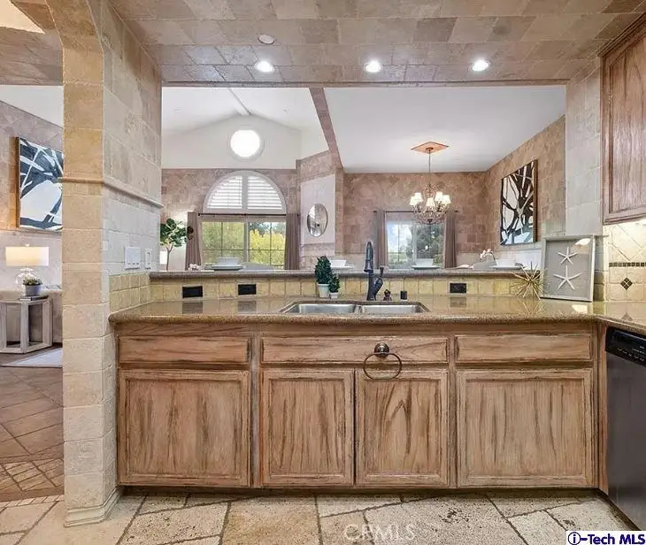 12067 Guerin Street #305, Studio City, CA 91604 - #3