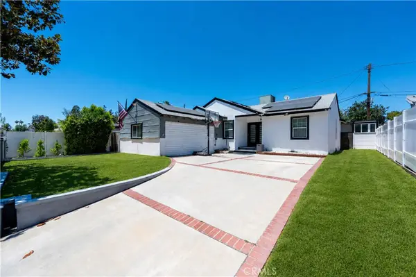 12521 Stagg Street, North Hollywood, CA 91605