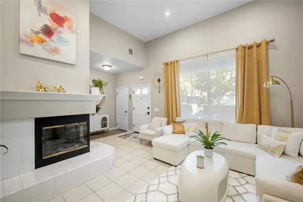 25703 Holiday Circle #C, Stevenson Ranch, CA 91381