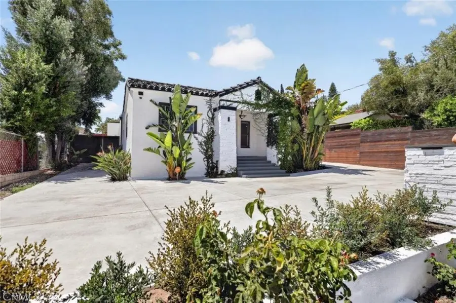 10617 Vanora Drive, Sunland, CA 91040 - #2