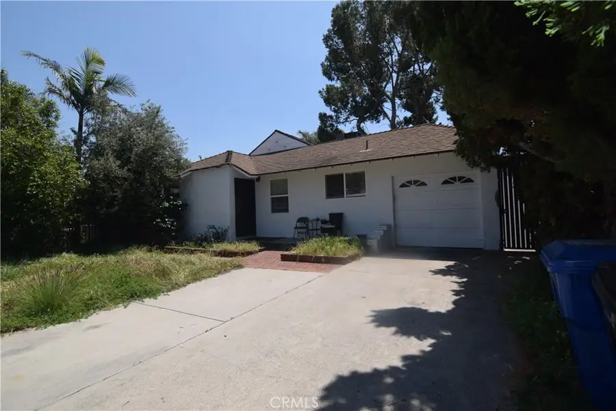 9930 Saticoy Street, Burbank, CA 91504 - #2