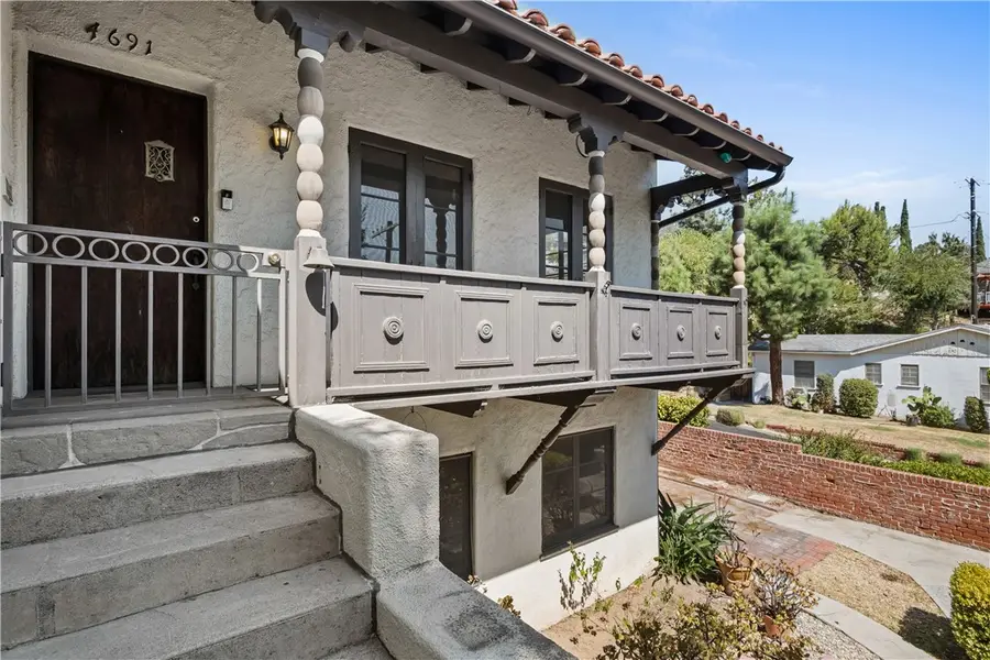 4691 College View, Los Angeles, CA 90041 - #3