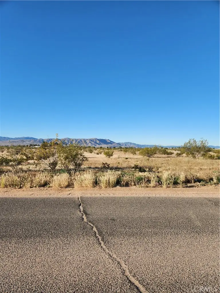 0 Nomwaket Lane, Apple Valley, CA 92308 - Image #1