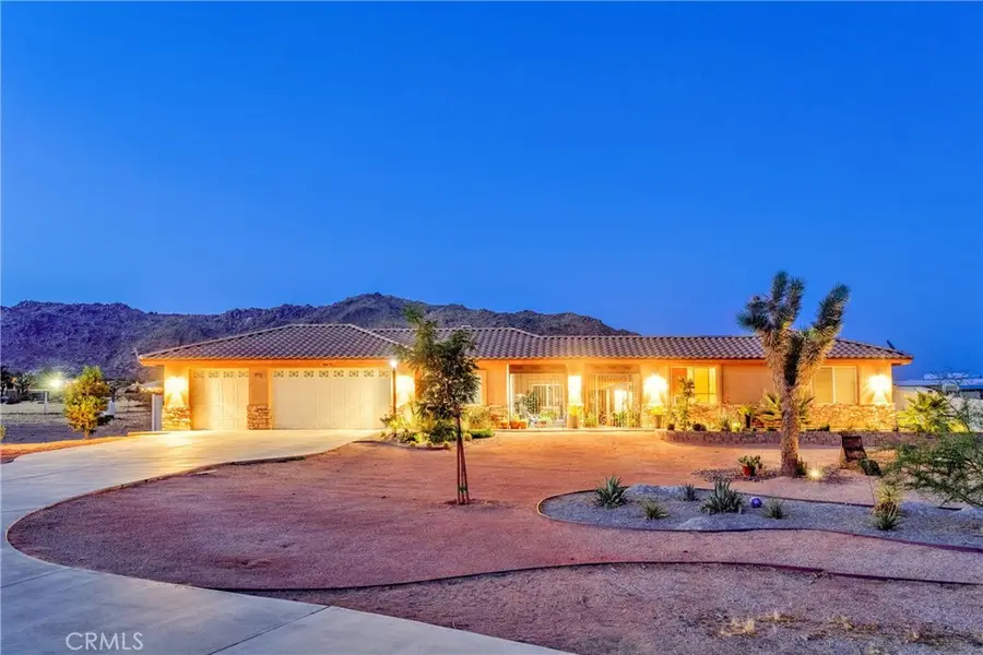 16323 Shirwaun Road, Apple Valley, CA 92307 - Image #2