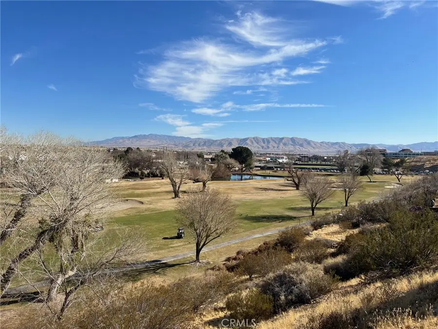 18257 Deauville Drive, Victorville, CA 92395 - #2