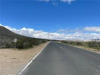 25 Falchion Avenue, Apple Valley, CA 92307 - Image #3