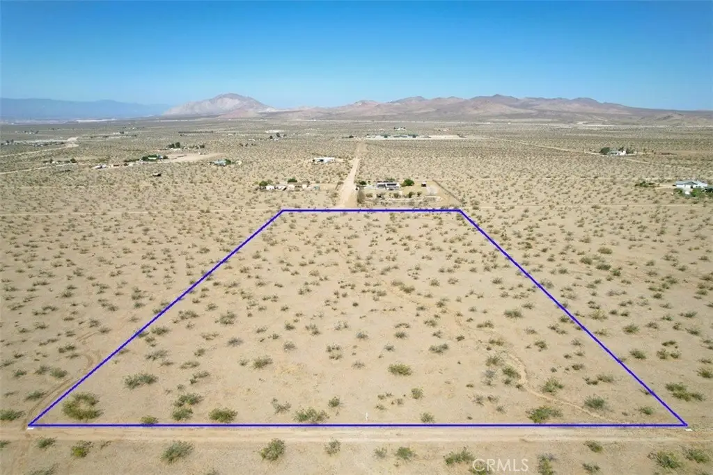 4 Navajo Road, Apple Valley, CA 92307 - Image #1