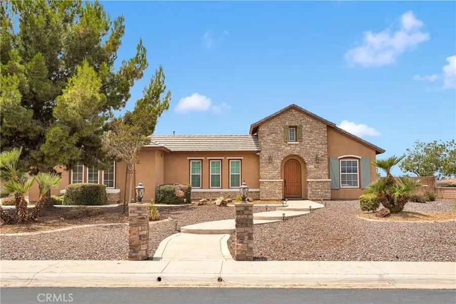 12982 Topsham, Apple Valley, CA 92308 - Image #2