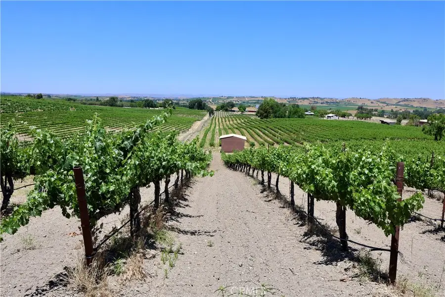 5575 El Pomar Drive, Templeton, CA 93465 - Image #2